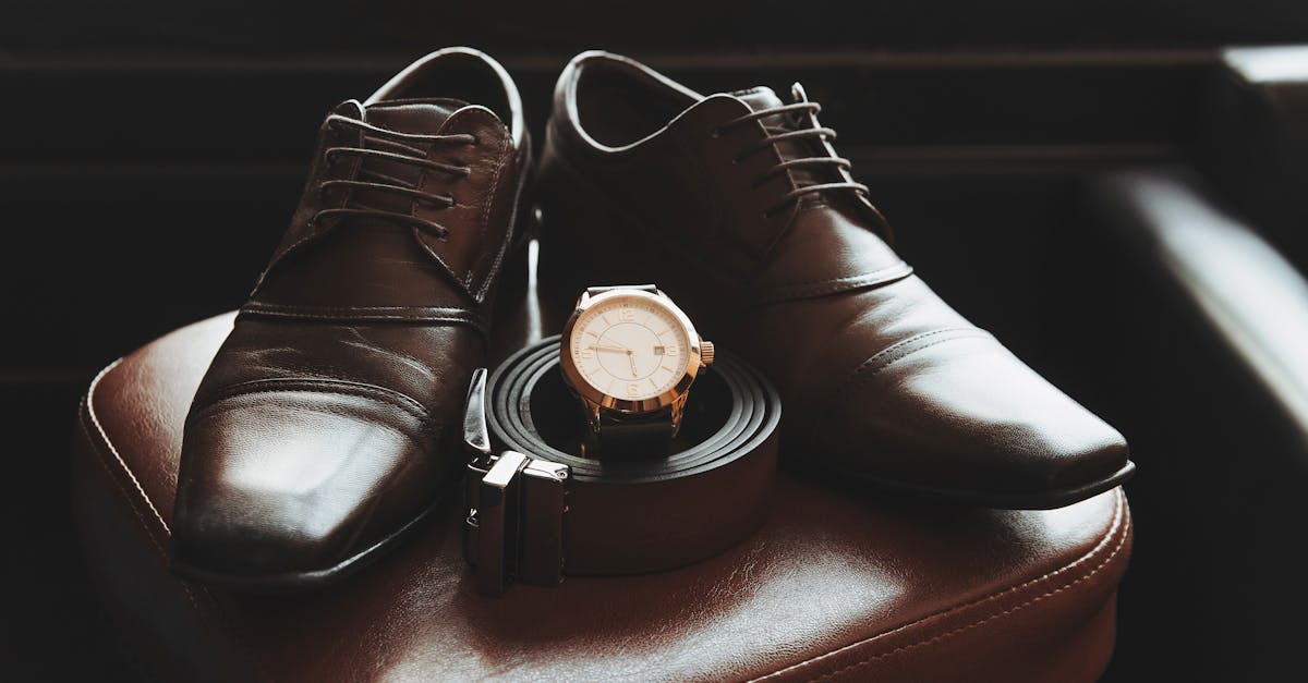 découvrez notre guide complet sur la sélection de ceintures, avec des conseils pratiques pour choisir le modèle qui correspond à votre style et à vos besoins. transformez votre tenue avec la ceinture parfaite !