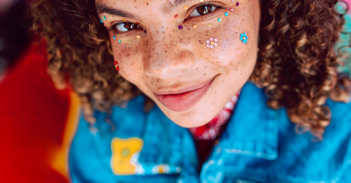 découvrez notre guide complet sur l'eyeliner : astuces, techniques et conseils pour réaliser un maquillage des yeux parfait. apprenez à choisir le bon produit et à maîtriser les différents styles d'eyeliner pour sublimer votre regard.