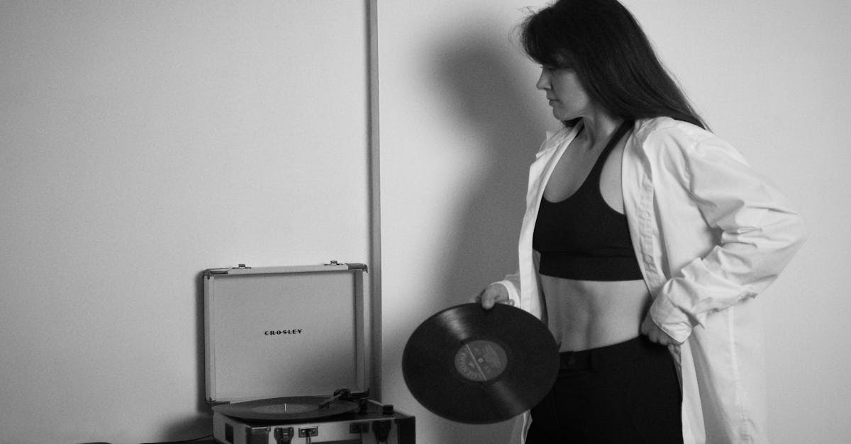 découvrez notre collection de pantalons décontractés alliant confort et style. parfaits pour vos sorties quotidiennes, nos modèles variés s'adaptent à toutes les occasions tout en vous offrant une liberté de mouvement inégalée.