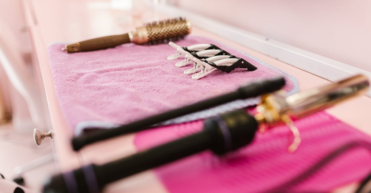 découvrez notre sélection de fers à friser, idéaux pour créer des boucles et des ondulations parfaites. que vous recherchiez des styles serrés ou des vagues douces, nos fers à friser de haute qualité vous offrent des résultats professionnels à la maison.