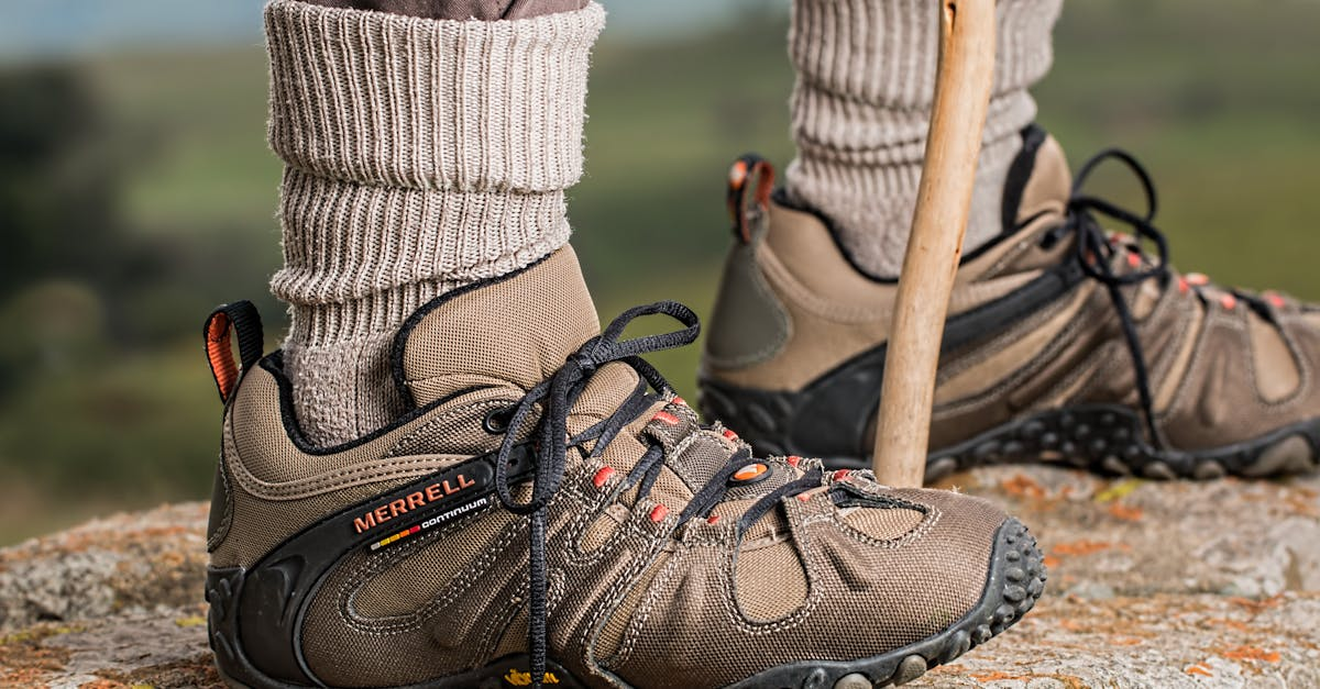 découvrez notre sélection de chaussures de randonnée alliant confort, durabilité et performance. parfaites pour toutes vos aventures en plein air, elles vous offrent une adhérence optimale et un soutien inégalé sur tous les terrains.