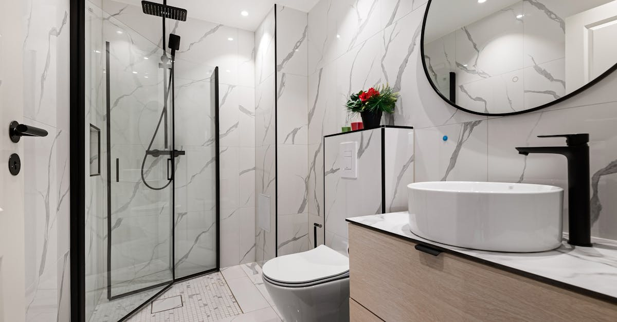 découvrez des idées de design pour optimiser l'espace de votre petite salle de bain. inspirez-vous de conseils pratiques et de styles modernes pour créer un espace fonctionnel et esthétique.